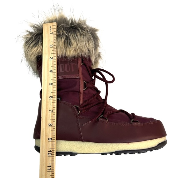 Moon Boot Women’s Snow boots Monaco Color: Cherry/burgundy Size:6 Waterproof NWT - Picture 13 of 16